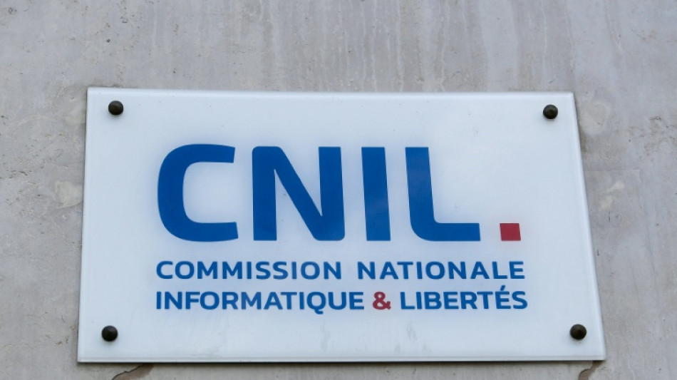  Un collier IA promet d'&ecirc;tre votre ami et suscite des inqui&eacute;tudes 