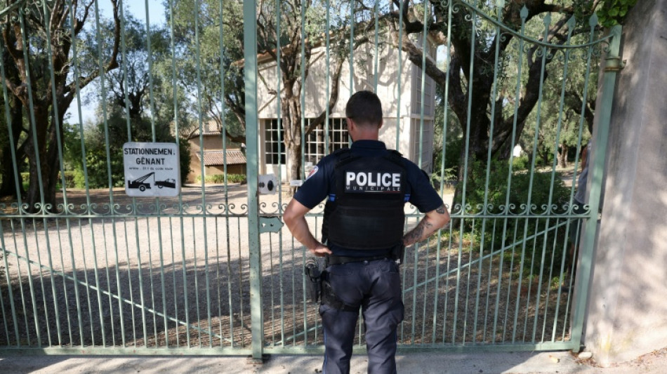  Thieves steal Renoir paintings from France museum 