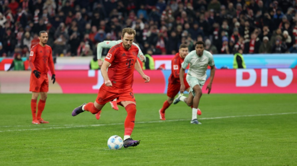 Kane faz 2 de p&ecirc;nalti e Bayern vence Werder Bremen na abertura da rodada do Alem&atilde;o