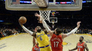 NBA: Lakers gewinnen bei James-R&uuml;ckkehr