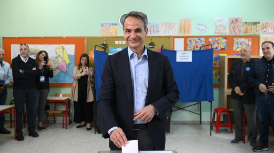 Direita no poder vence elei&ccedil;&otilde;es na Gr&eacute;cia e tentar&aacute; maioria absoluta em novo pleito