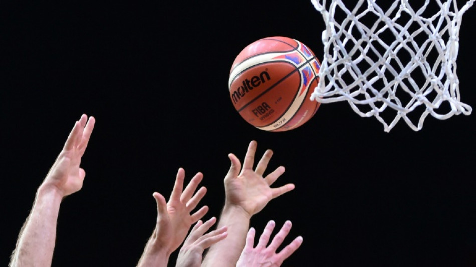 Basket: l'Etoile rouge fustige la "politisation" des joueurs &agrave; propos d'une banderole pro-Ukraine