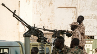 El tr&aacute;fico de armas prospera en el este de Sud&aacute;n en guerra