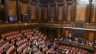 L. elettorale, verso abbassamento a minimo 6mila firme per i nuovi partiti