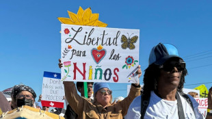 Familias denunciam condi&ccedil;&otilde;es insalubres onde aguardam asilo nos EUA