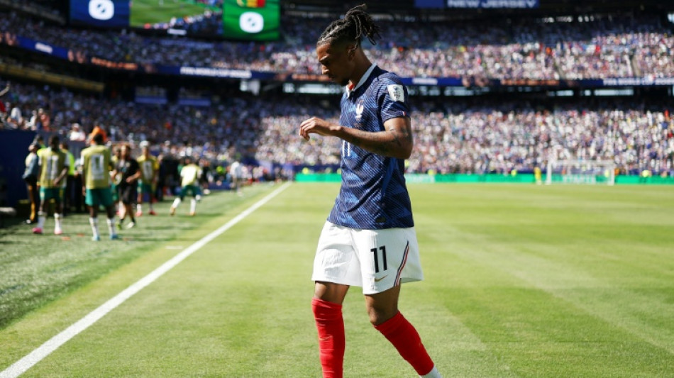  Real Madrid say no contact with Bayern's Olise 