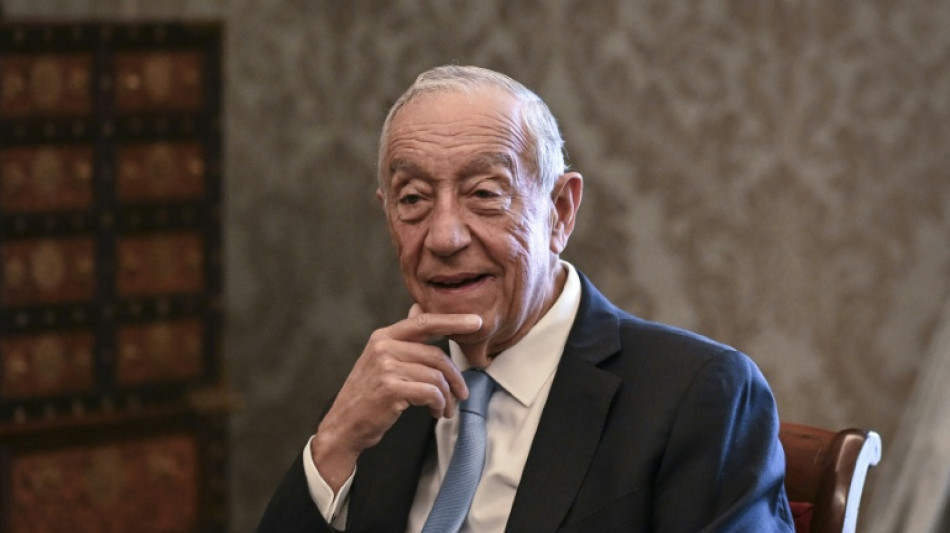 Ap&oacute;s queda do governo, presidente portugu&ecirc;s abre consultas para poss&iacute;veis elei&ccedil;&otilde;es antecipadas