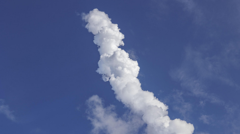 Picco di litio nell'atmosfera prodotto dalla caduta di un razzo di SpaceX