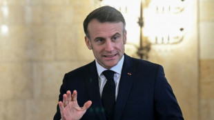 Bayrou, Cazeneuve? Macron doit nommer un Premier ministre, sauf nouveau d&eacute;lai