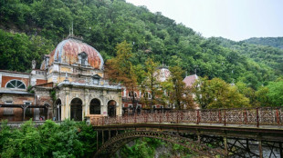 Cidade termal fantasma devastada pela corrup&ccedil;&atilde;o volta &agrave; vida na Rom&ecirc;nia