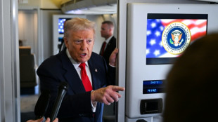 Trump mant&eacute;m o mundo em suspense com surpreendente ordem de testes nucleares