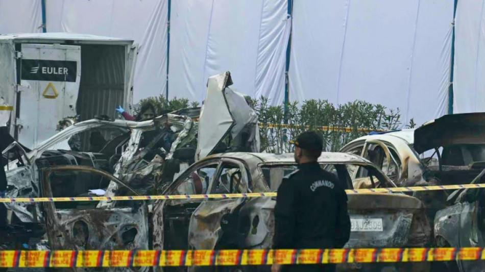 Indiens Premier nennt Explosion mit acht Toten in Neu Delhi "Verschw&ouml;rung"