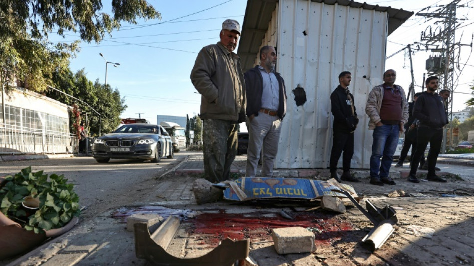 Six Palestinians, Israeli officer killed in West Bank