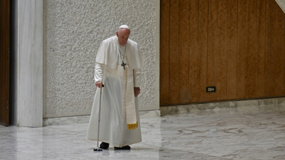 El papa recibi&oacute; como "una bofetada" los testimonios de abusos en Canad&aacute;