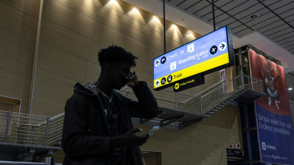  Ghana delays evacuation of 800 citizens from South Africa 
