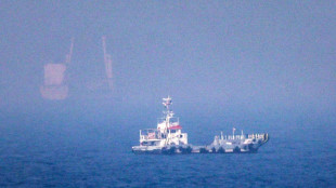 UN urges evacuation of 6,000 sailors stranded in Hormuz strait