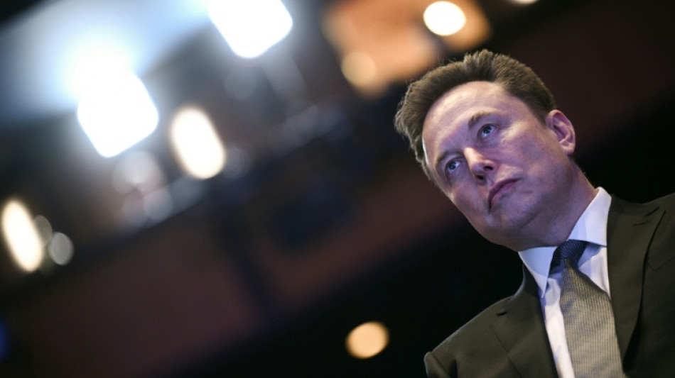  Musk eyes Wall Street record with SpaceX IPO 