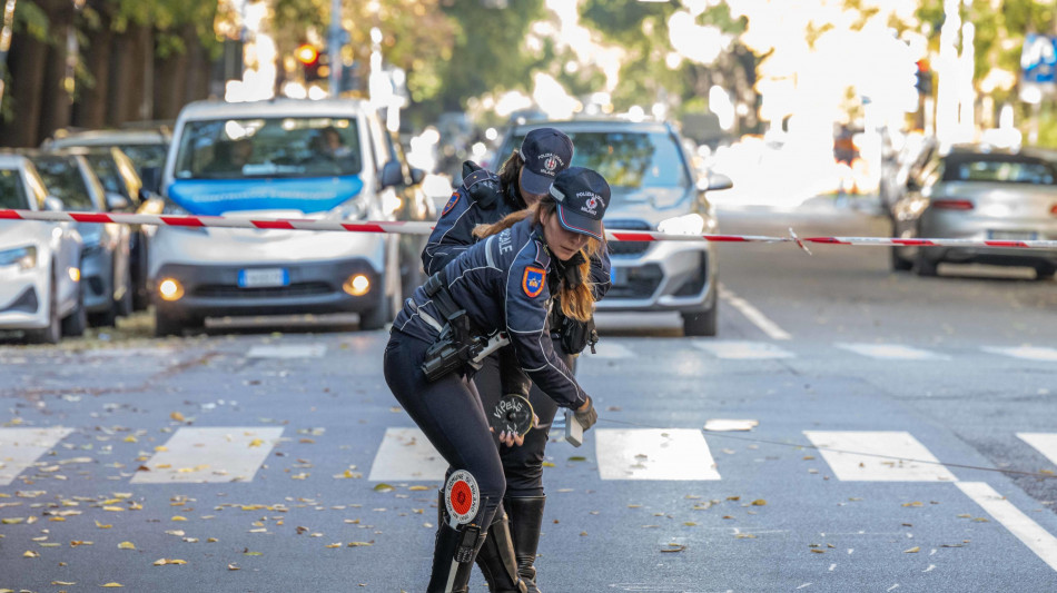 Pirata investe due sorelle sulle strisce a Milano, una muore