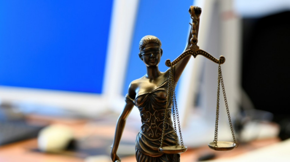 Mann nennt Richter "menschlichen Abschaum" und muss ohne Bew&auml;hrung ins Gef&auml;ngnis