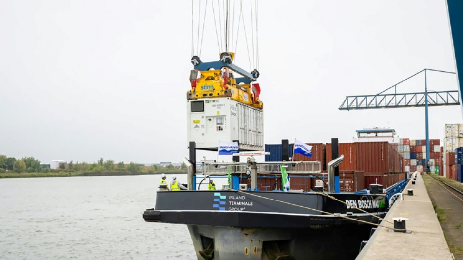 Barcos fluviales el&eacute;ctricos navegan en Pa&iacute;ses Bajos hacia el objetivo de cero emisiones