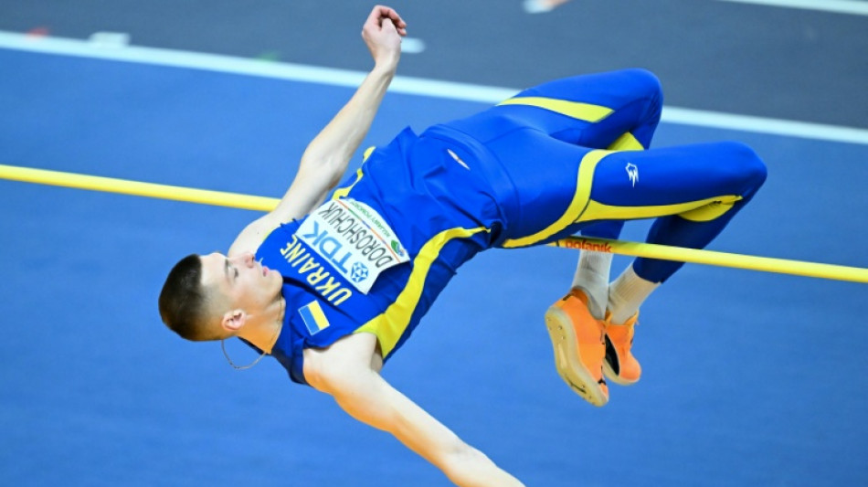  Doroshchuk wins Ukraine's second world indoor gold, Hodgkinson and Alfred coast 