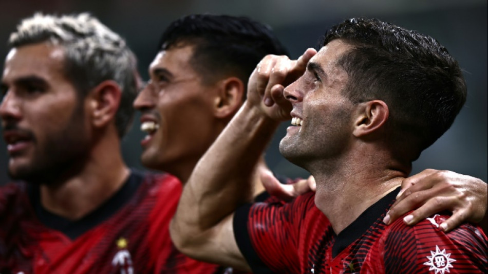 Pulisic strikes, Giroud saves as Milan move top with late drama at Genoa