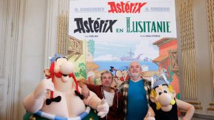 O novo Ast&eacute;rix, de viagem &agrave; Lusit&acirc;nia, sai &agrave; venda em 25 pa&iacute;ses