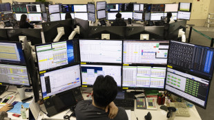 Borsa: l'Asia chiude contrastata, lente sul Medio Oriente