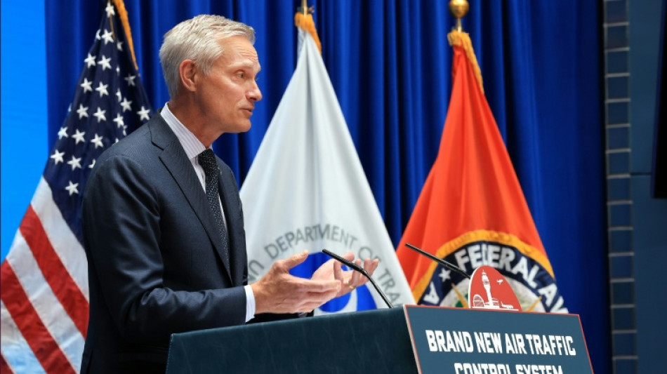 Unions rip American Airlines CEO on performance