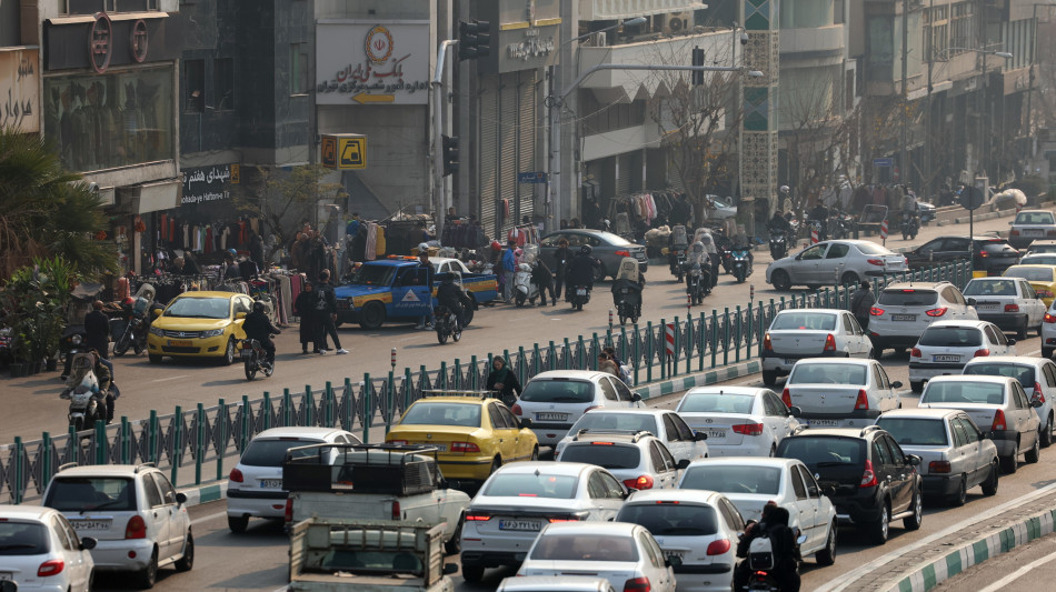 Netblocks, blackout di internet a Teheran e in altre citt&agrave;