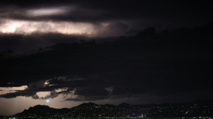 Un rayo puede eximir a las aerol&iacute;neas de pagar compensaciones, seg&uacute;n un tribunal europeo