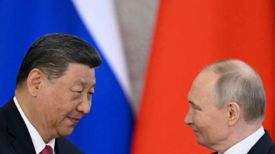 Poutine et Xi affichent leur entente au Kremlin, la tr&ecirc;ve en Ukraine viol&eacute;e selon Kiev