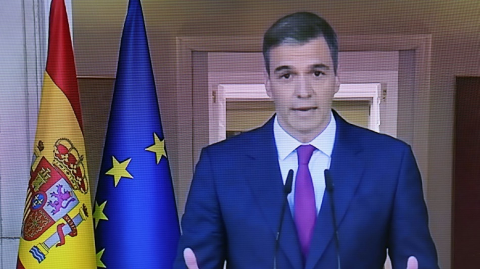 Pedro S&aacute;nchez anuncia que permanecer&aacute; no cargo de chefe de Governo
