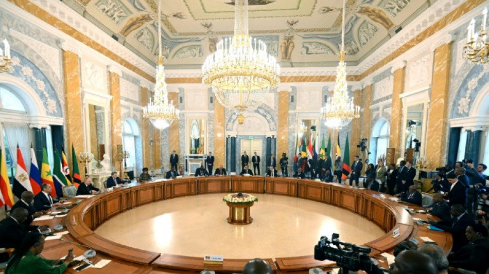 South Africa's Ramaphosa tells Putin Ukraine war must end 