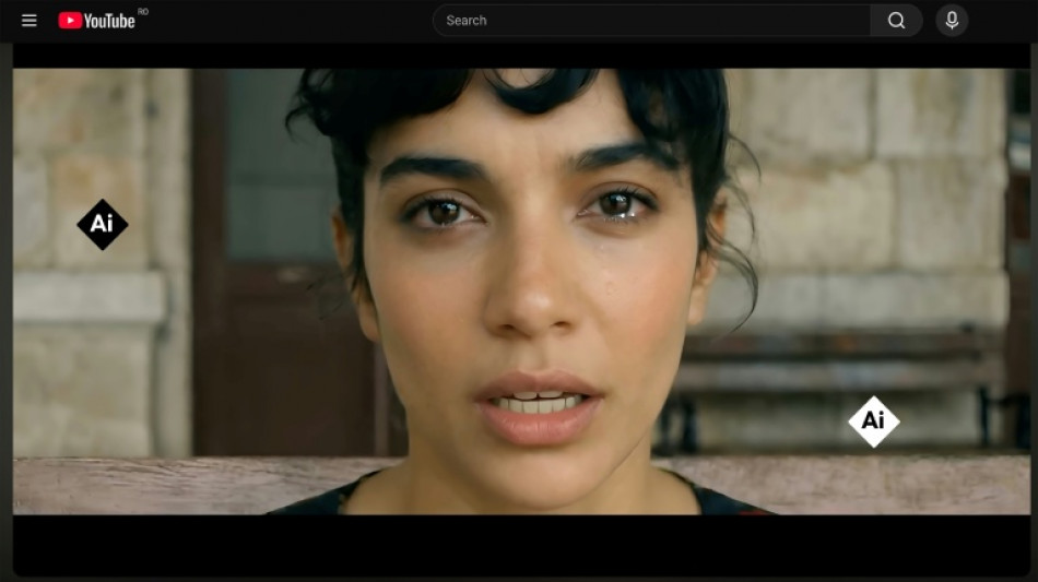  Lolita Cercel, la cantante virtual que arrasa en Ruman&iacute;a y reabre el debate sobre la cultura roman&iacute; 