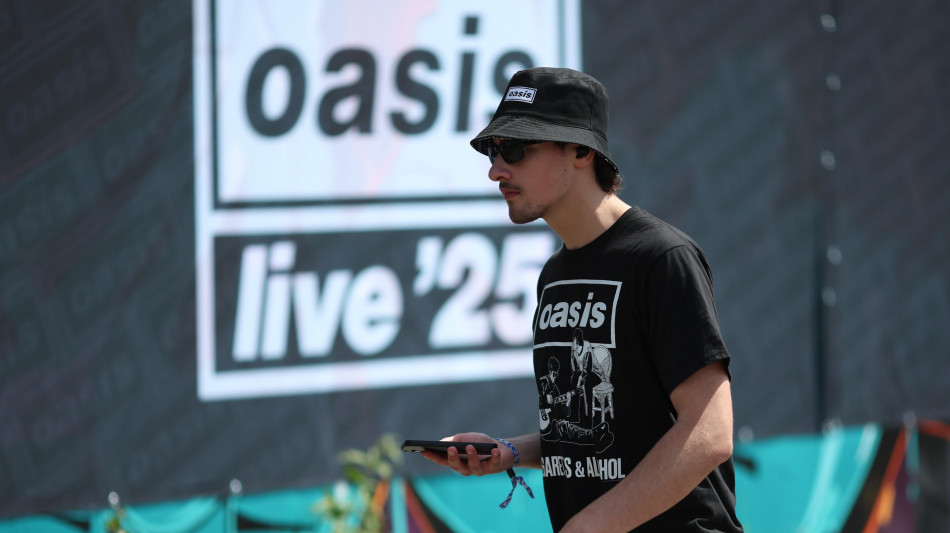  Gli Oasis incantano Cardiff nella notte della reunion 
