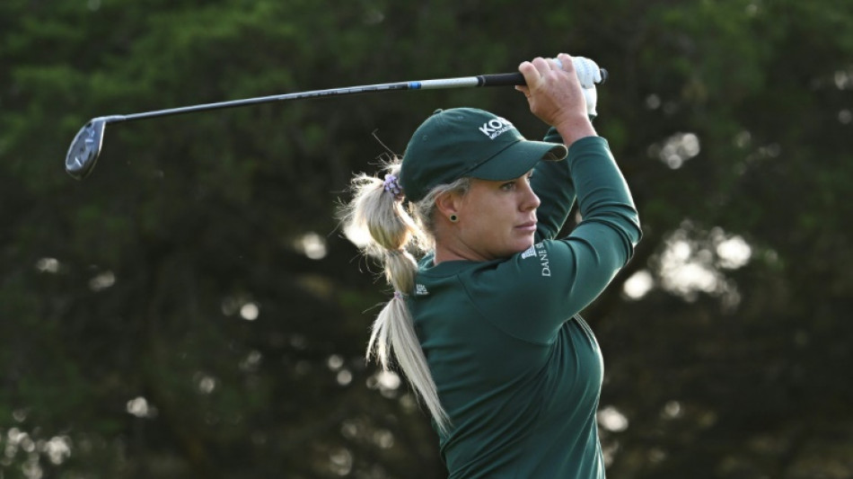 Holmqvist soars with eagle to ShopRite LPGA lead 