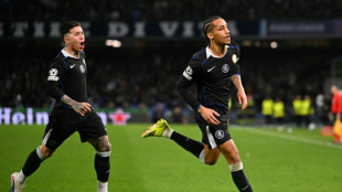 Pedro double fires Chelsea into Champions League last 16, dumps out Napoli