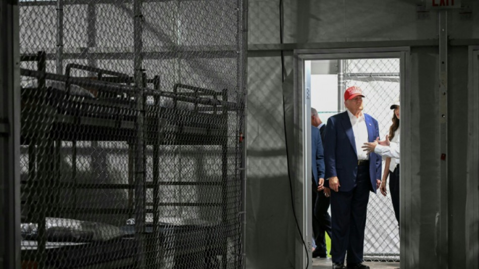  Ber&uuml;chtigtes US-Abschiebegef&auml;ngnis "Alligator Alcatraz" schlie&szlig;t 