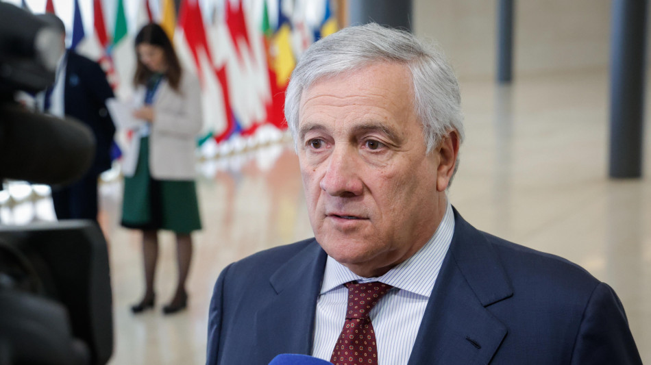 Tajani, 'abbiamo dato ok a ospitare colloqui Iran-Usa'
