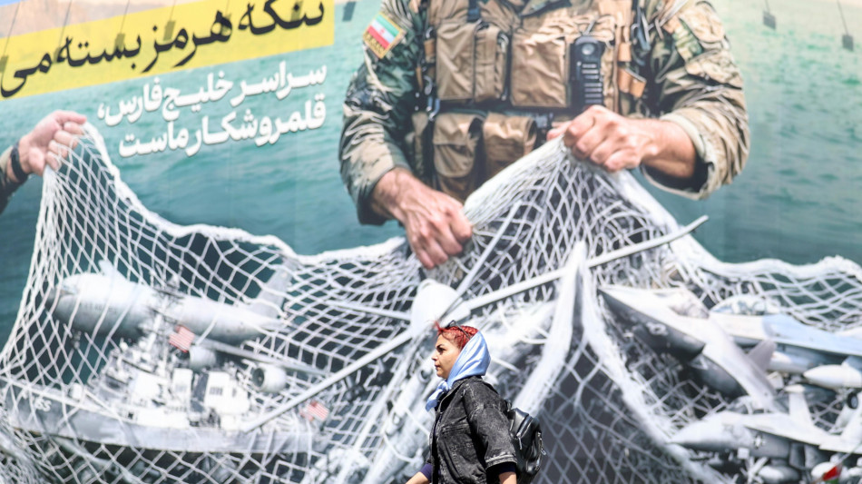  Axios, comandanti oggi da Trump su nuove opzioni militari contro l'Iran 