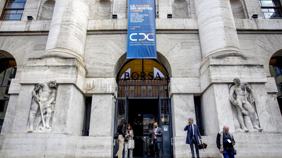  Borsa: Milano debole (-0,55%), pesano Stm, Tenaris, Prysmian ed Eni 