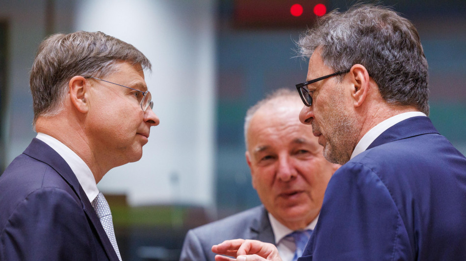  Dombrovskis, 'extraprofitti sono in capo agli Stati, da Ue gruppo di lavoro' 