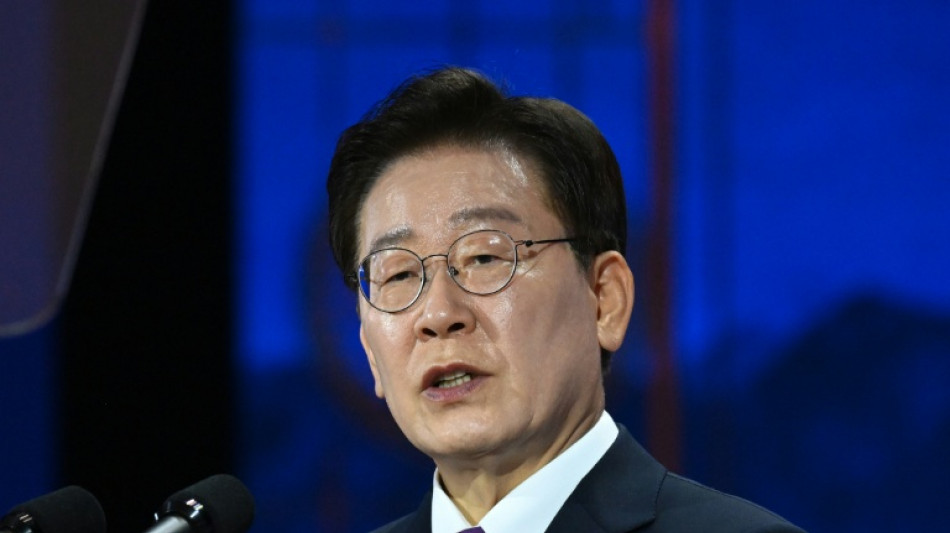  South Korea president urges regulator action on leveraged stock funds 