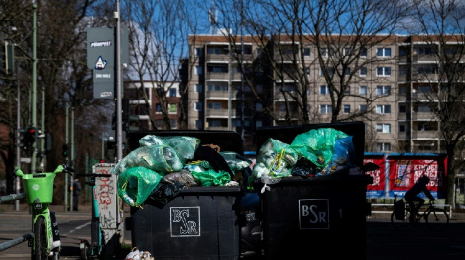  Berlin launches scheme to swap trash for treats 