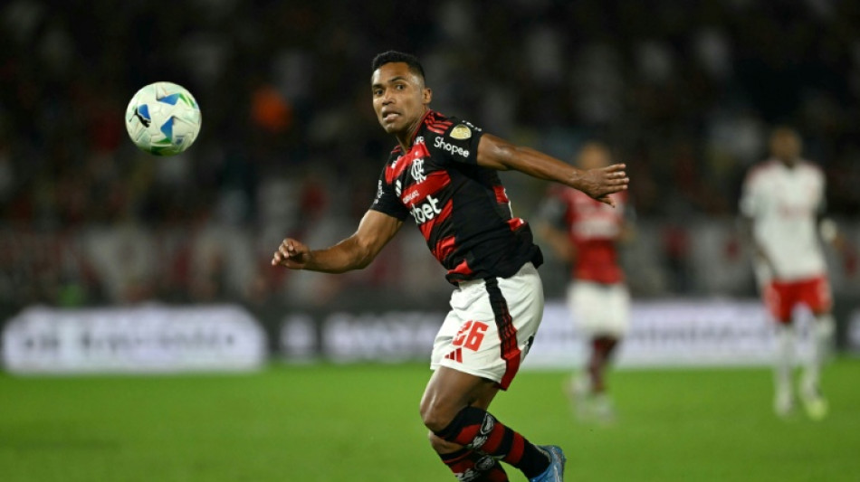  Alex Sandro e Gabriel Magalh&atilde;es s&atilde;o cortados da Sele&ccedil;&atilde;o por les&atilde;o 