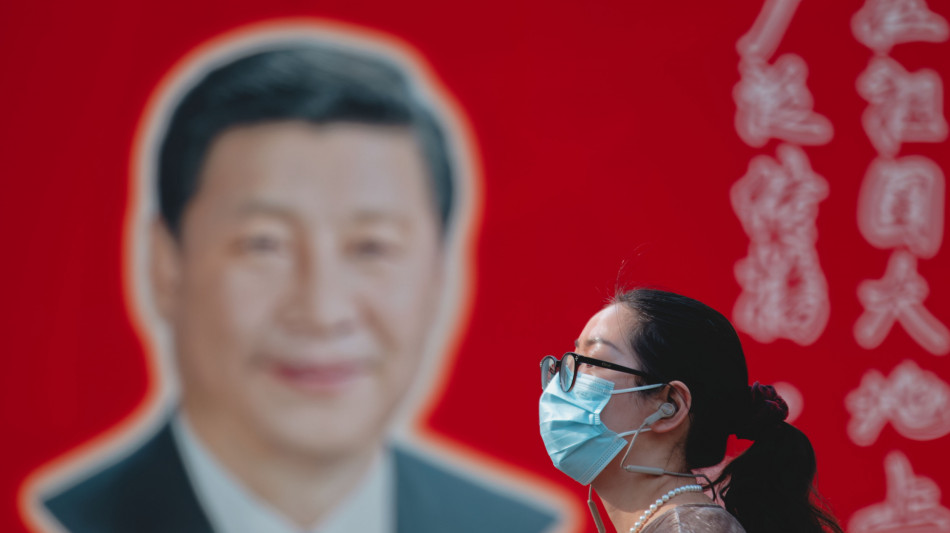 Trump, 'negoziati sui dazi con tutti tranne che con la Cina'