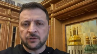 Zelensky pede que mundo reaja ap&oacute;s ataque russo com m&iacute;ssil