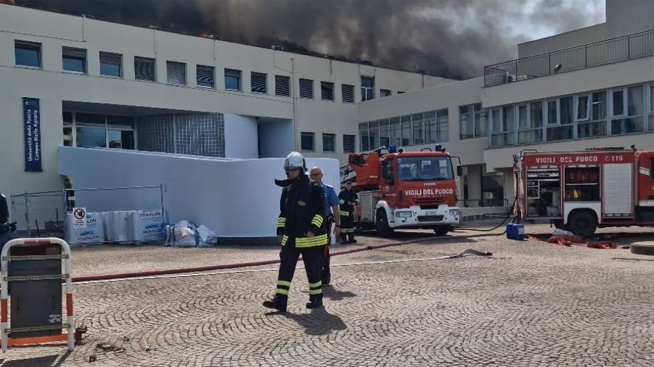 Ritrovato l'operaio disperso nell'incendio all'universit&agrave;