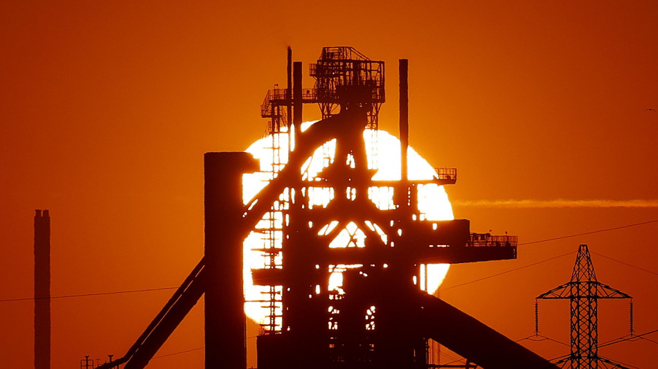  Prezzo del petrolio Wti in calo dello 0,14% a 99,79 dollari 